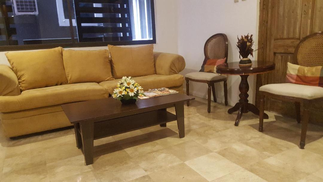 Gervasia Hotel Makati Makati City Kültér fotó